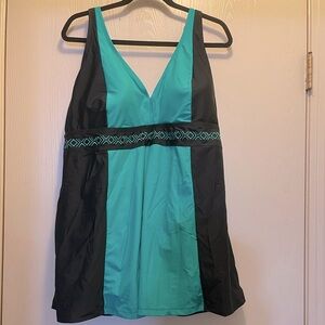 Catherines Color Block Swim Dress with Molded Soft Cups Size 22W